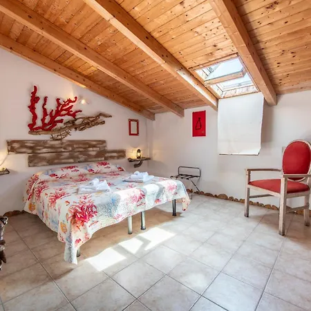 209 Corallo, Giardino E Piscina - Cherry House * Carro