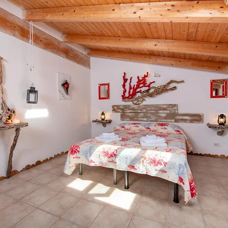 209 Corallo, Giardino E Piscina - Cherry House Apartament