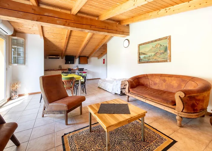 209 Corallo, Giardino E Piscina - Cherry House Carro
